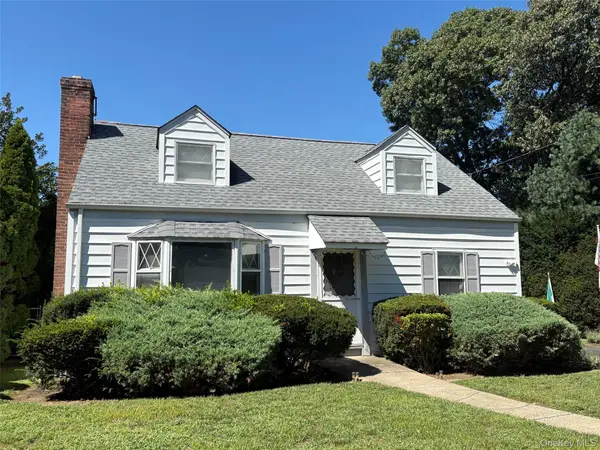 111 King ST, Malverne, NY 11565