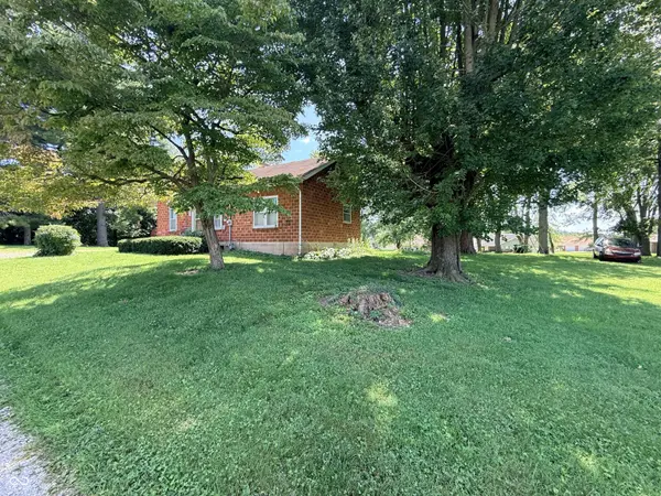 1379 Morton AVE, Martinsville, IN 46151