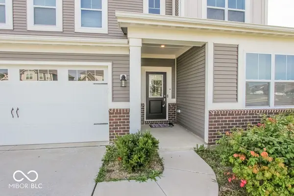 9575 Crossfield RD, Avon, IN 46123