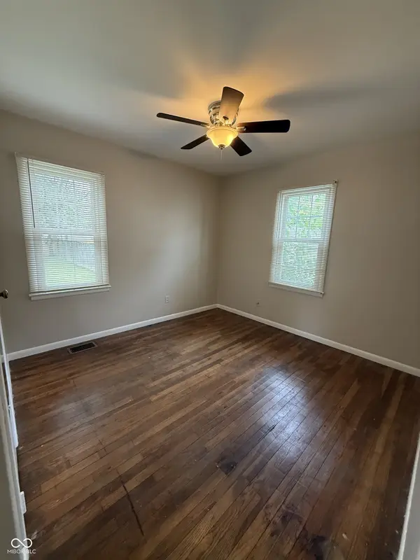 1844 N Riley AVE, Indianapolis, IN 46218