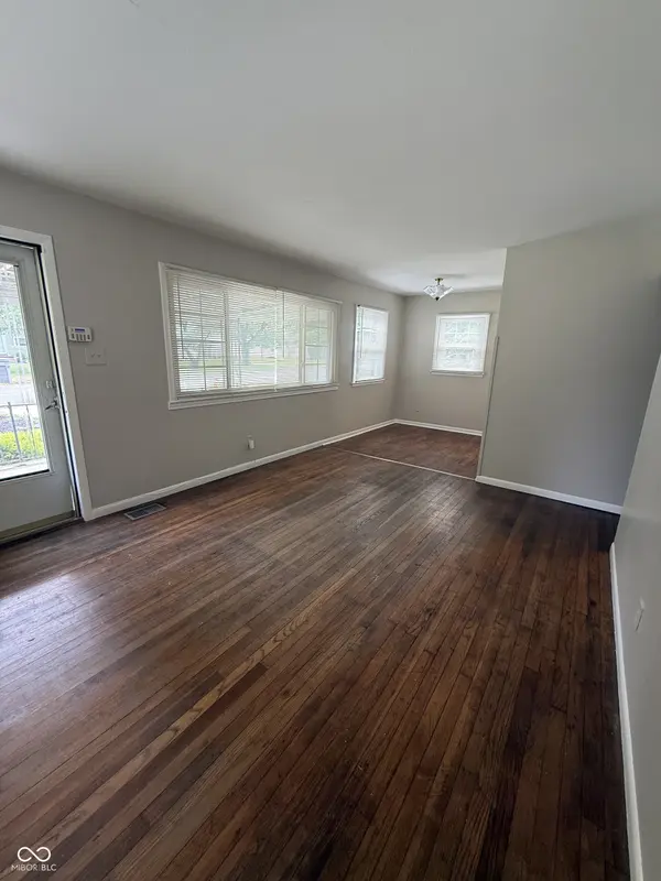 1844 N Riley AVE, Indianapolis, IN 46218