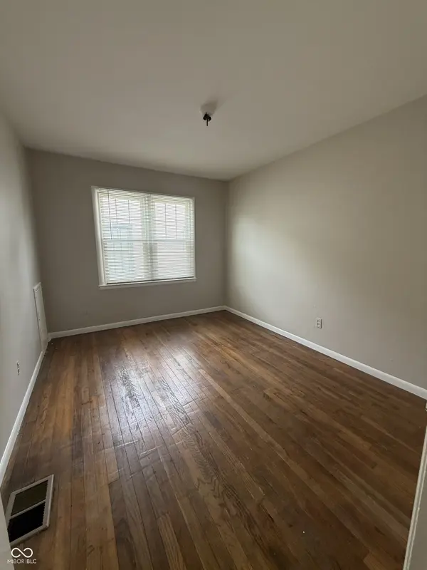 1844 N Riley AVE, Indianapolis, IN 46218