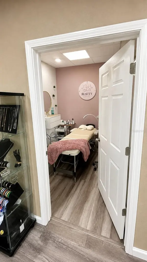 1104 E DONEGAN AVE, Kissimmee, FL 34744