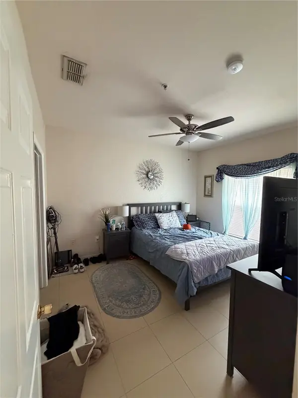 6017 WESTGATE DR #922, Orlando, FL 32835