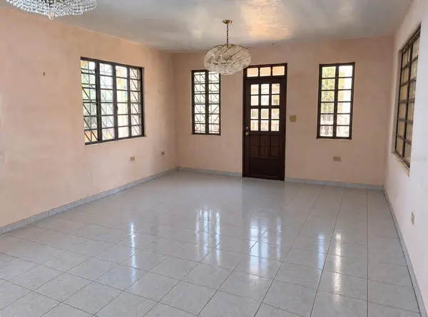 #635 18 ST. URB. VISTA VERDE, Aguadilla, PR 00603