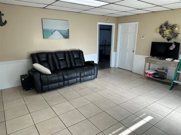 5516 COMMERCE DR, Edgewood, FL 32839
