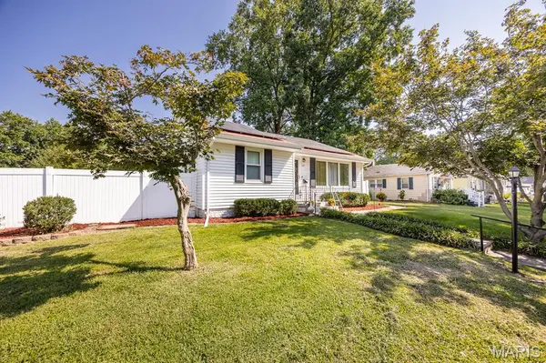 149 S 33rd ST, Belleville, IL 62226