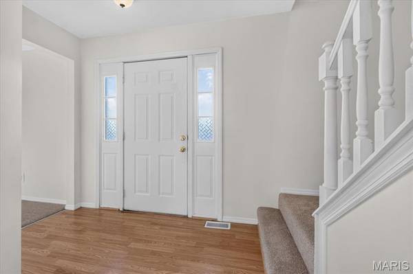 151 Royallsprings Pkwy, O'fallon, MO 63368