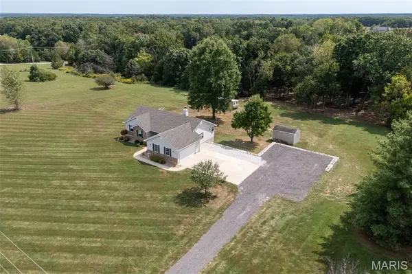 772 W Highway U, Troy, MO 63379