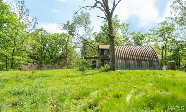 123 Bush DR, Zalma, MO 63787