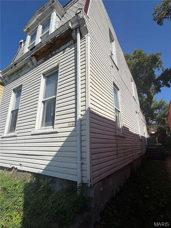 2233 Gasconade ST, St Louis, MO 63118