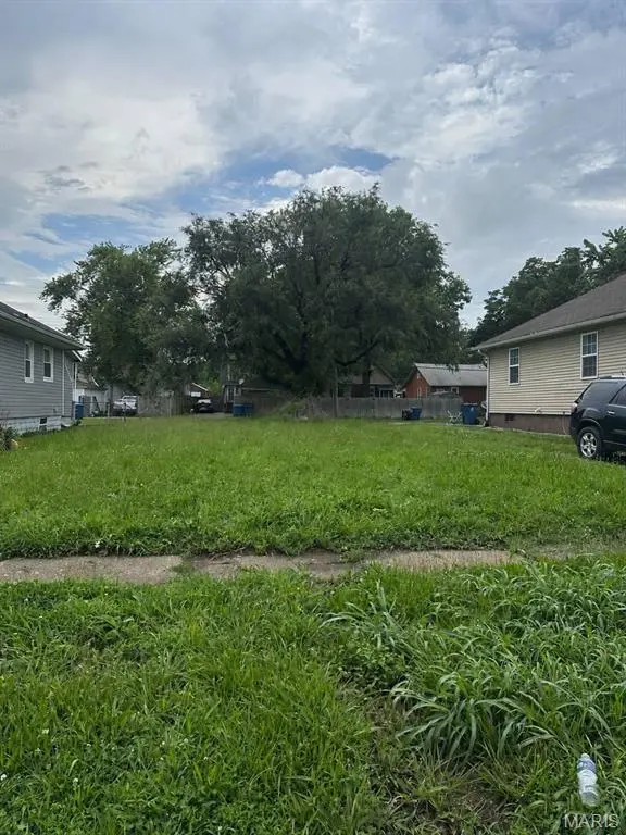 2709 Iowa ST, Granite City, IL 62040