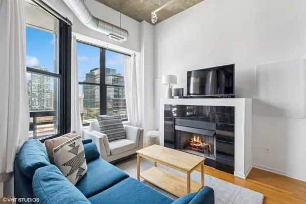 849 N Franklin ST #1405, Chicago, IL 60610