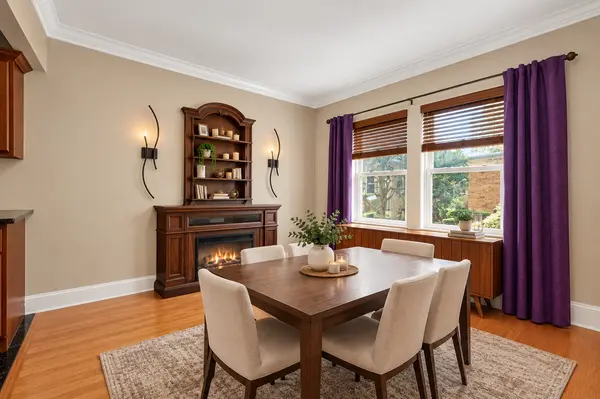4211 N Keystone AVE #2E, Chicago, IL 60641