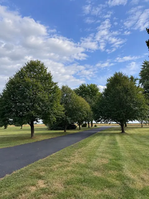 2347 N 45th RD, Leland, IL 60531