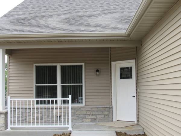 4007 Creek Hill DR #4007, Bettendorf, IA 52722