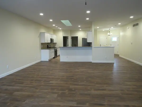 4007 Creek Hill DR #4007, Bettendorf, IA 52722