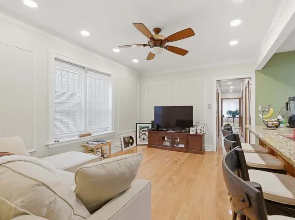 7149 S Vernon AVE N #1, Chicago, IL 60619