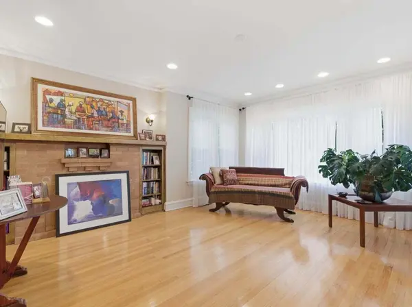 7149 S Vernon AVE N #1, Chicago, IL 60619