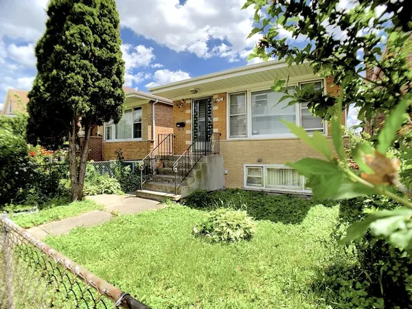 3451 W 38th ST, Chicago, IL 60632