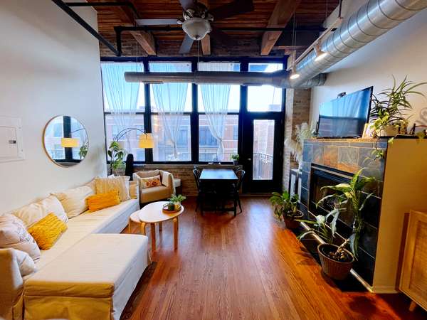 1500 W Monroe ST #420, Chicago, IL 60607