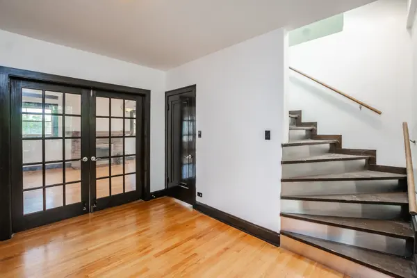 11127 S Homewood AVE, Chicago, IL 60643