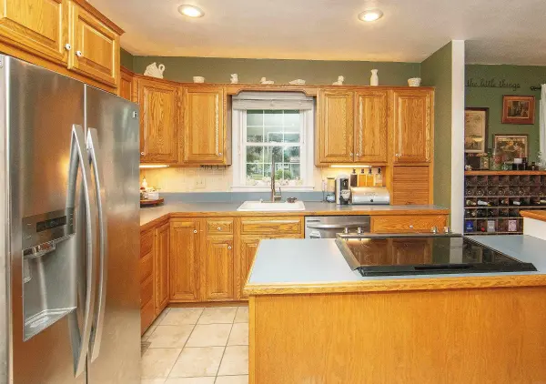 515 Cornwall AVE, Waterloo, IA 50702