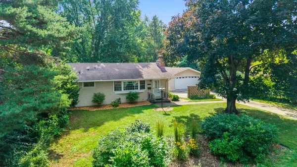 10433 Washburn AVE S, Bloomington, MN 55431