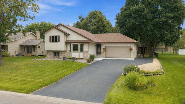 12763 Verdin ST NW, Coon Rapids, MN 55448