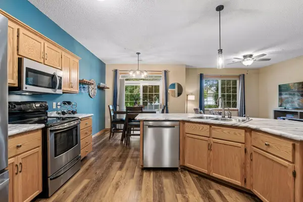 223 Stallion LN, Lino Lakes, MN 55014