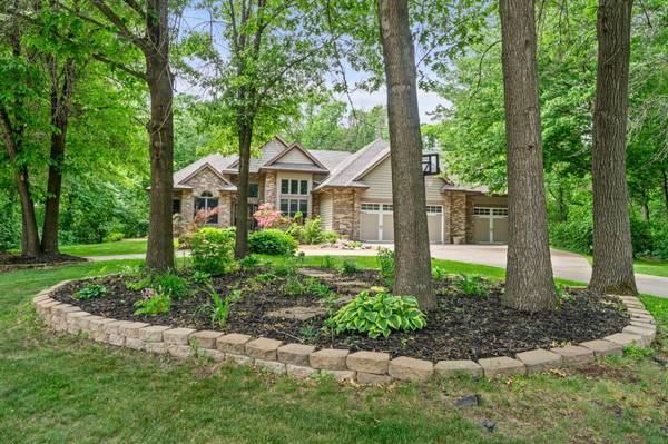 38168 Egret WAY, North Branch, MN 55056