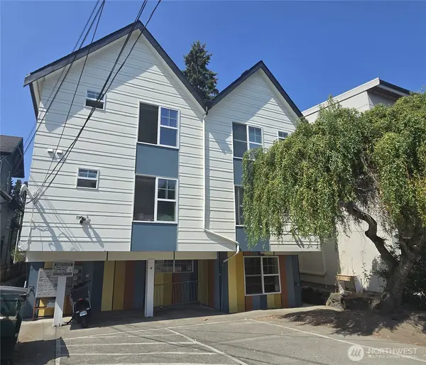 5612 B Roosevelt WAY NE, Seattle, WA 98105