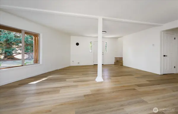 813 Hazzle CT, Coupeville, WA 98239