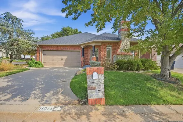 11912 Barrywood DR, Oklahoma City, OK 73120