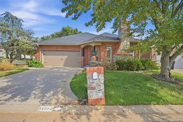 11912 Barrywood DR, Oklahoma City, OK 73120