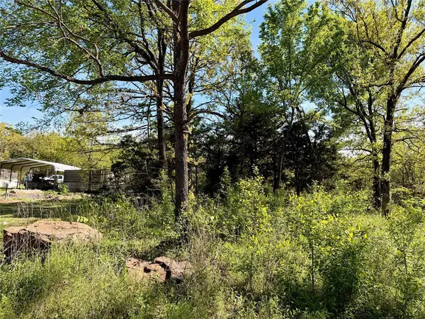 Pine DR, Stigler, OK 74462