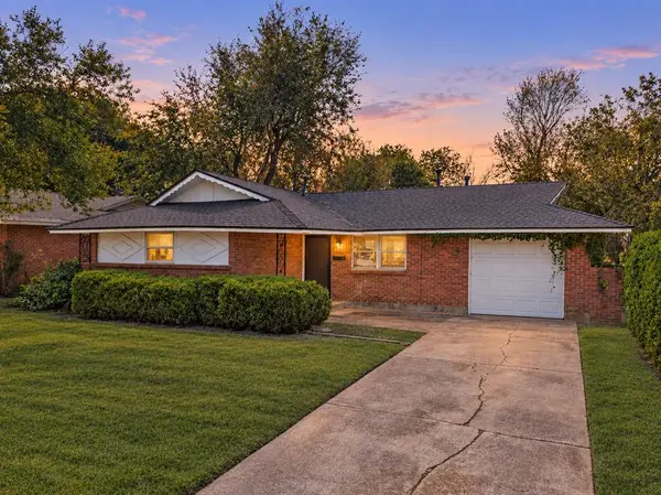 644 W Main ST, Moore, OK 73160