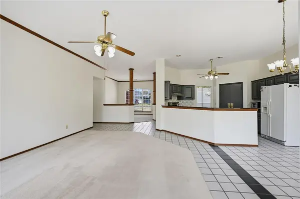 2104 Mark RD, Edmond, OK 73003