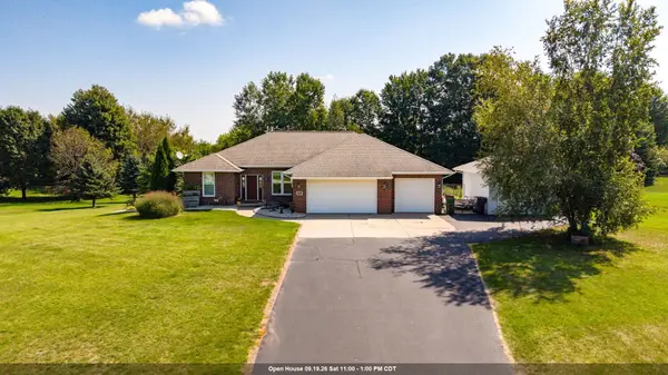 3206 RIVER FOREST HILLS DR, Pulaski, WI 54162