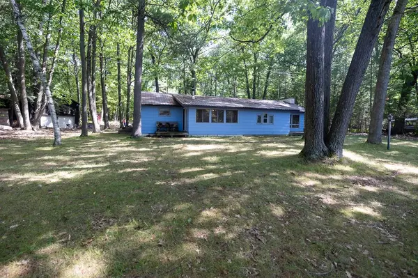 N2809 RIVER DR, Wallace, MI 49893