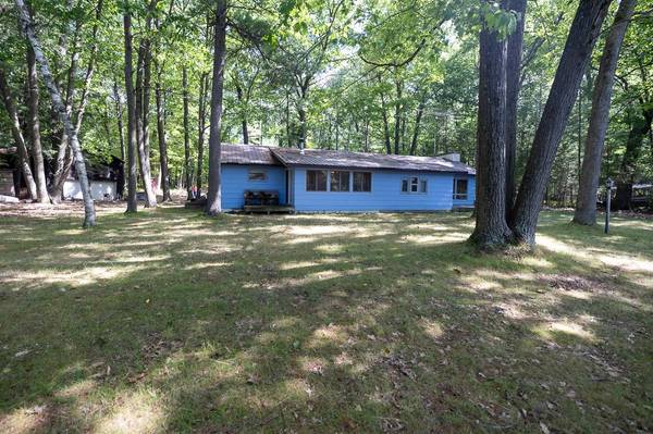 N2809 RIVER DR, Wallace, MI 49893