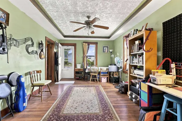 703 PARK AVE, Little Chute, WI 54140-2033