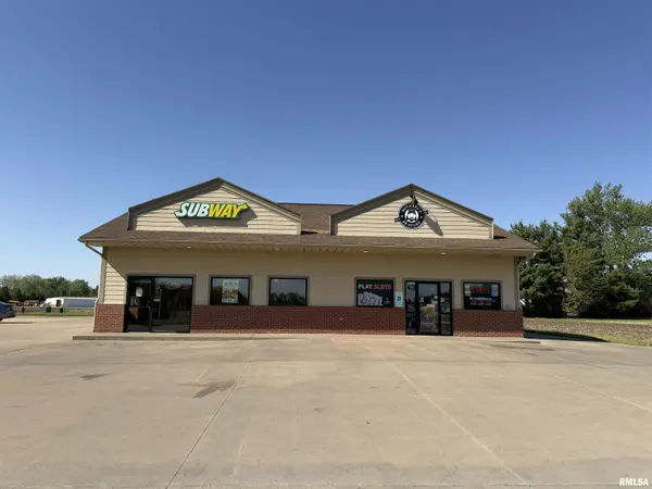 214 Abe Lincoln DR, Athens, IL 62613