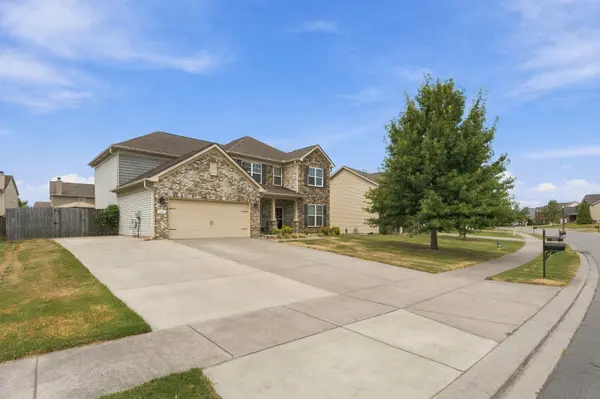 132 Slaters Dr, Lebanon, TN 37087