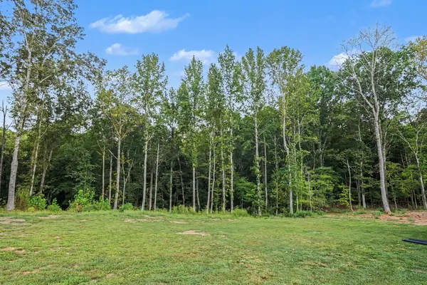1845 Dinsmore Rd, Clarksville, TN 37040