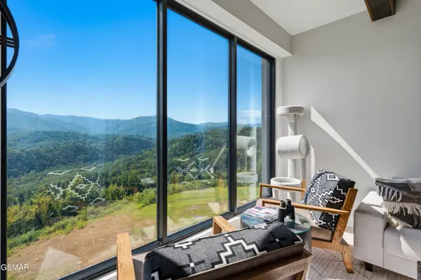 855 Campbell Lead Road #303, Gatlinburg, TN 37738