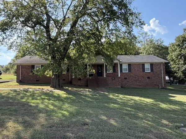 508 Hull Ave, Lewisburg, TN 37091