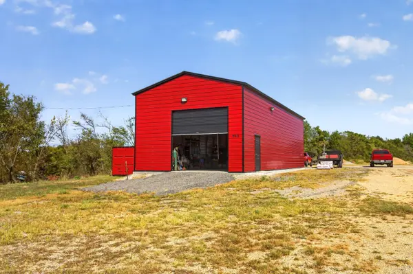 713 S Alma ST, Nevada, MO 64772