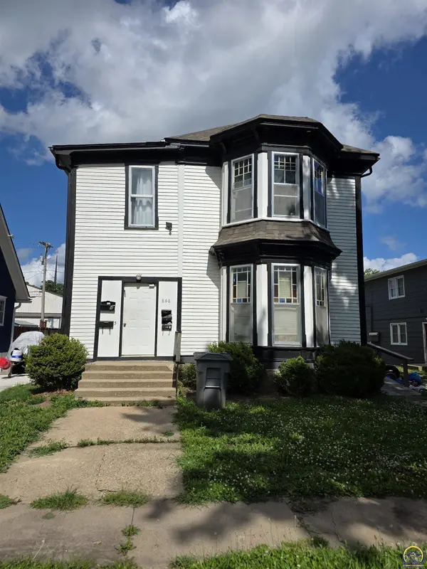 808 Congress St, Emporia, KS 66801-2867