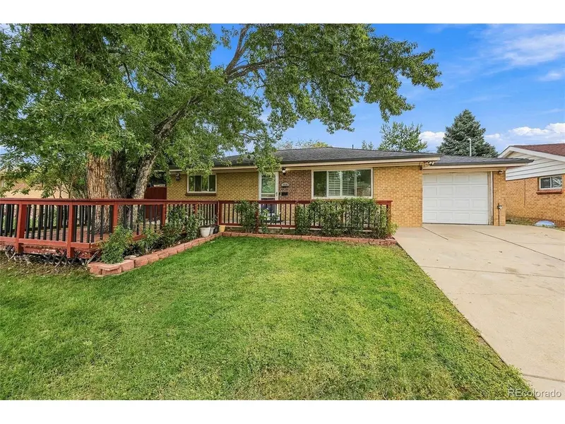 1614 S Chase, Lakewood, CO 80232